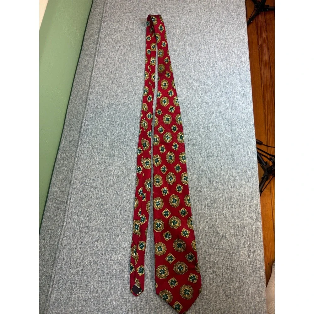 Vintage Aquascutum of London 100% Silk Tie Red Geometric Medallion Pattern